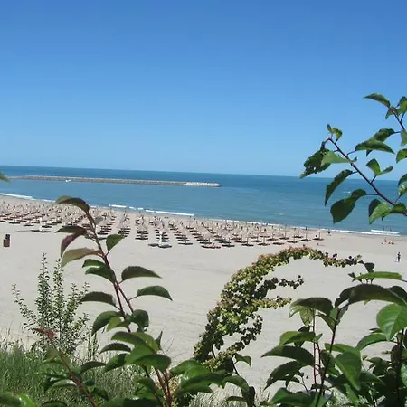 Joanna Sea View 康斯坦察
