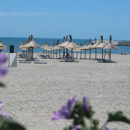Joanna Sea View *