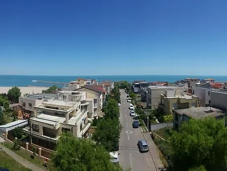 公寓 Joanna Sea View 康斯坦察